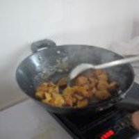 拔丝地瓜的做法图解5