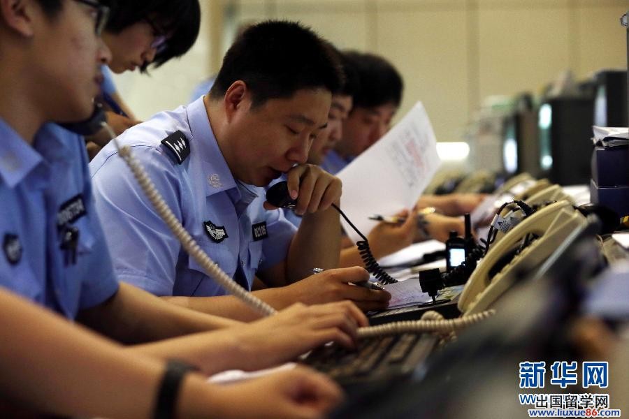 #（关注高考）（1）高考进行时：北京交管局启动实时监管